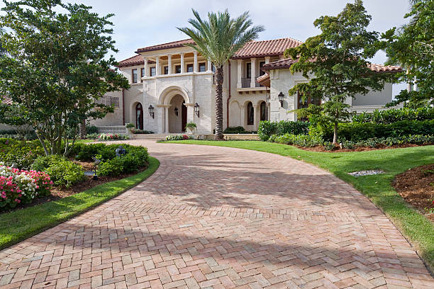 Best Driveway Pavers Near Me  in Chanute, KS