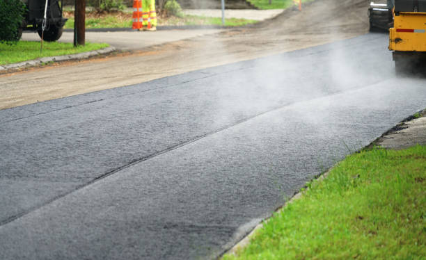 Best Commercial Driveway Pavers  in Chanute, KS